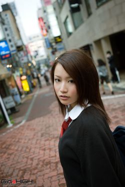 美女摸下面